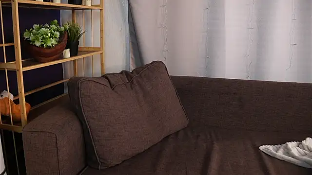 Онлайн чат XXX Meyesterday