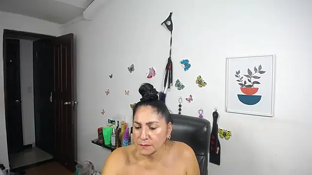 mature_bigboobs10 live XXX chat