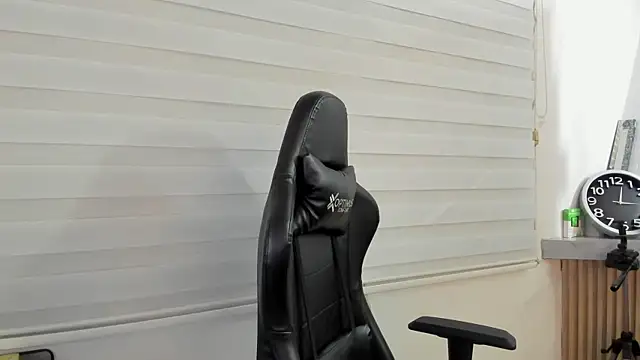 Rick_Adams 即時 XXX 聊天