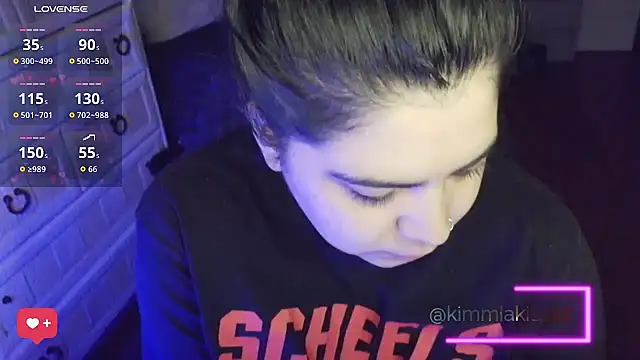 kimmiakiss22 live XXX chat