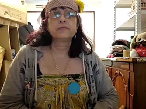 Samantha_Squirt@xh élő XXX-chatje