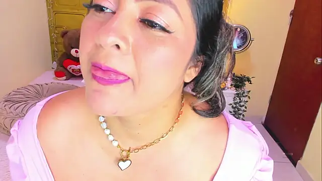 Julia_Haye 现场XXX聊天