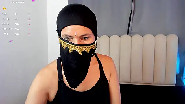 Онлайн чат XXX Latifa_ali