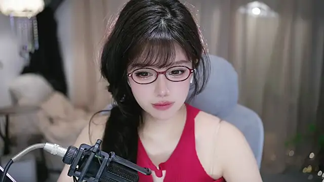 Cecily élő XXX-chatje