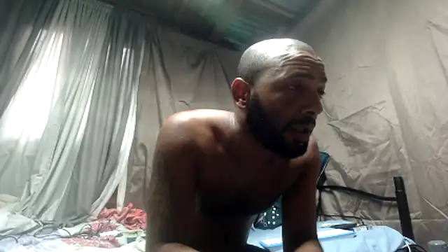 Chat +18 de Camodick ao vivo