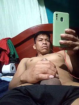 yisusalejo's Live XXX Chat