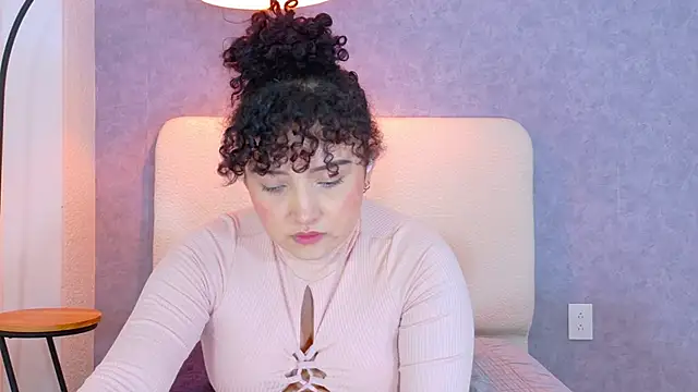 Tracielowe_w's Live XXX Chat