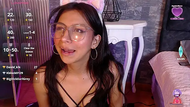 XXX chat uživo modela Keila_Fg