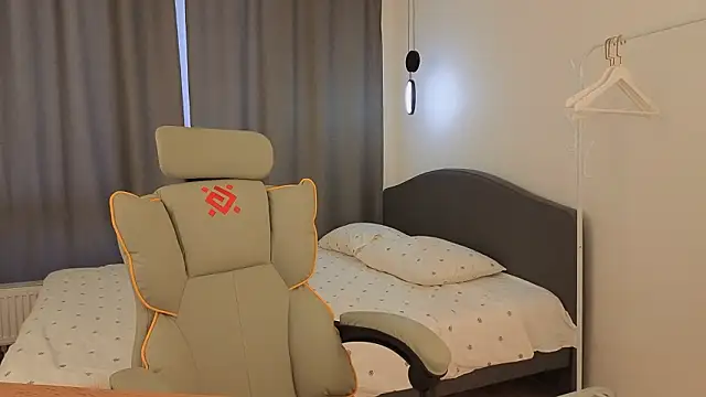 yourrdanceteacher 现场XXX聊天