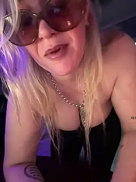 Granlady7 Adlı Modelin Canlı XXX Sohbeti