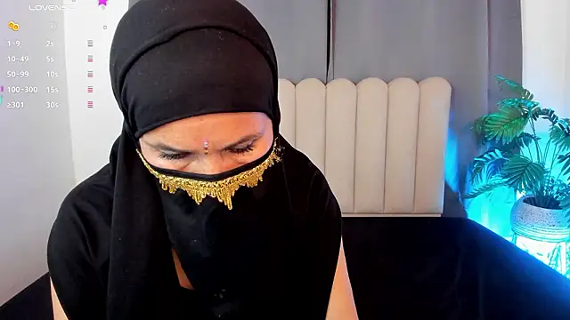 Latifa_ali élő XXX-chatje