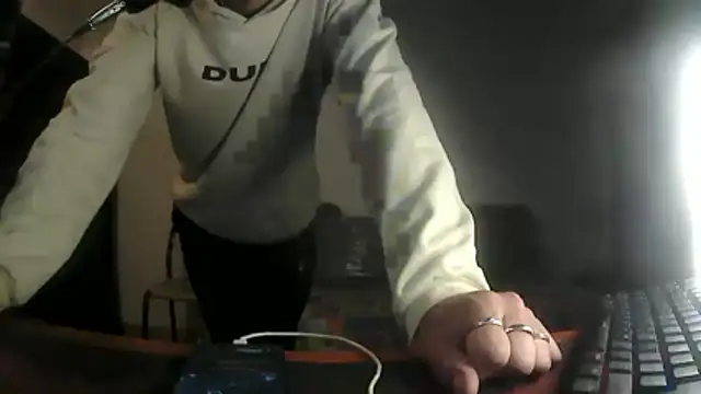 keettaa Chat XXX in diretta