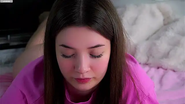 LowOncoming Adlı Modelin Canlı XXX Sohbeti