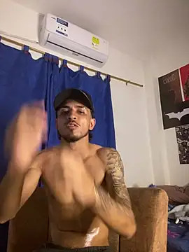 Kriss_Edwards Chat XXX in diretta