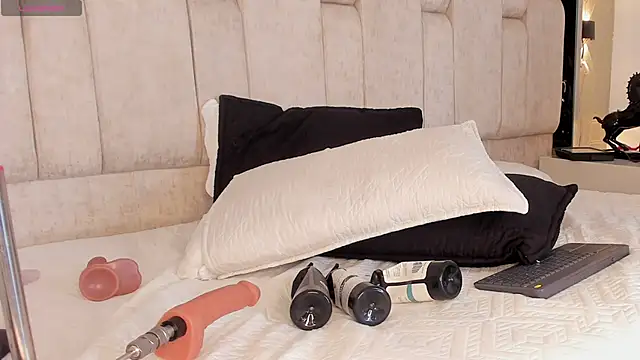 REINA_ADAHARA: απευθείας συνομιλία ΧΧΧ