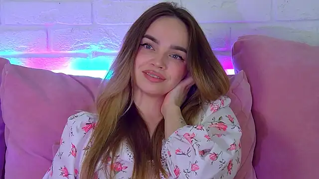 AnitaVenture Adlı Modelin Canlı XXX Sohbeti