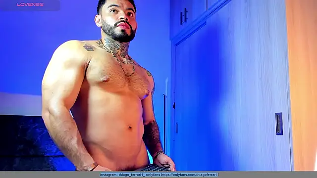 thiago_ferrari_ Chat XXX in diretta