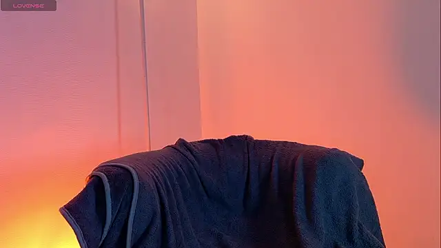 lui_x_dust Chat XXX in diretta