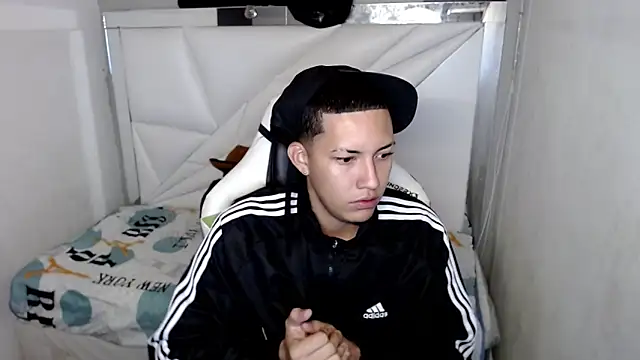 Street_poemm_ Chat XXX in diretta