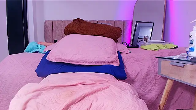 Czat XXX na żywo – _linda_milk_