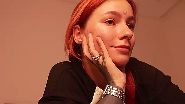 girl_with_snaketatto0 Adlı Modelin Canlı XXX Sohbeti