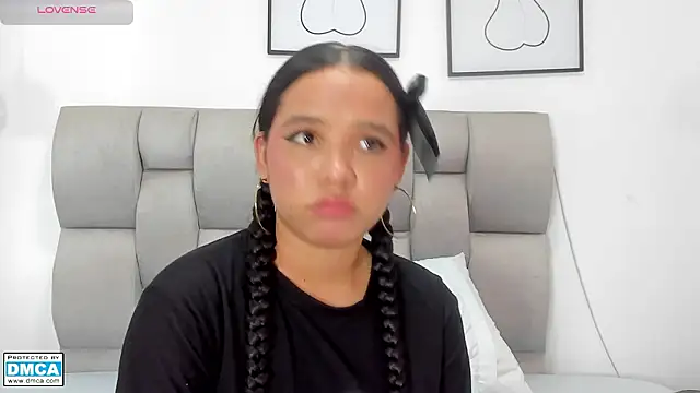 valtira_nova Live XXX-Chat