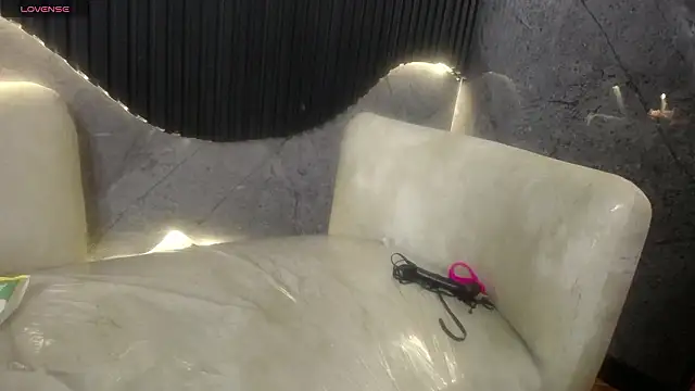 Aura_cute_ 即時 XXX 聊天