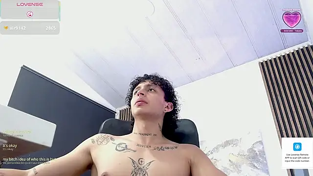 Jay_Taylor1_ Pertunjukan Webcam