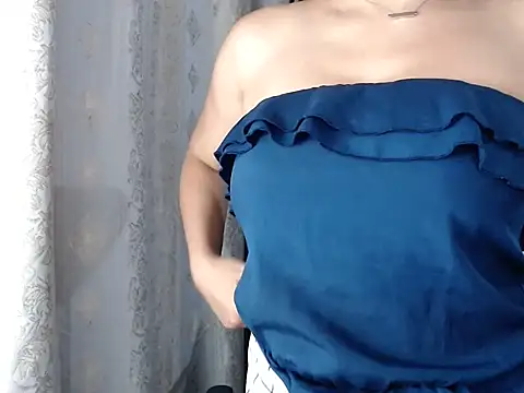 Blacky_Zoe23 élő XXX-chatje