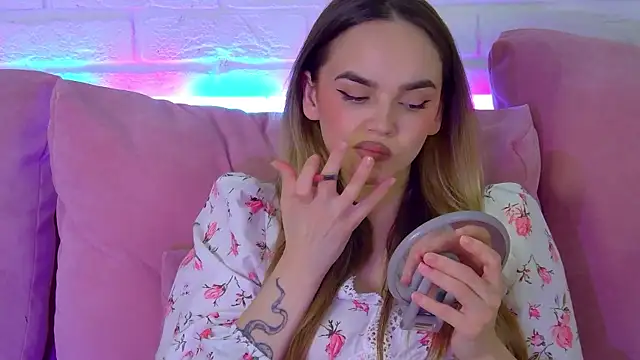 AnitaVenture Chat XXX live