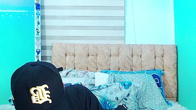 _justinmoon2 Adlı Modelin Canlı XXX Sohbeti