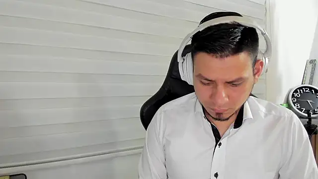 Rick_Adams' Live XXX Chat