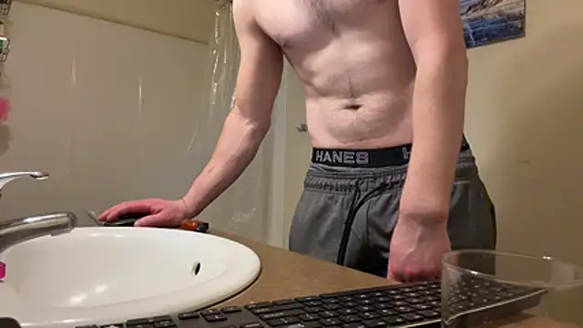 Bad_Boy69_MattZZZ Adlı Modelin Canlı XXX Sohbeti