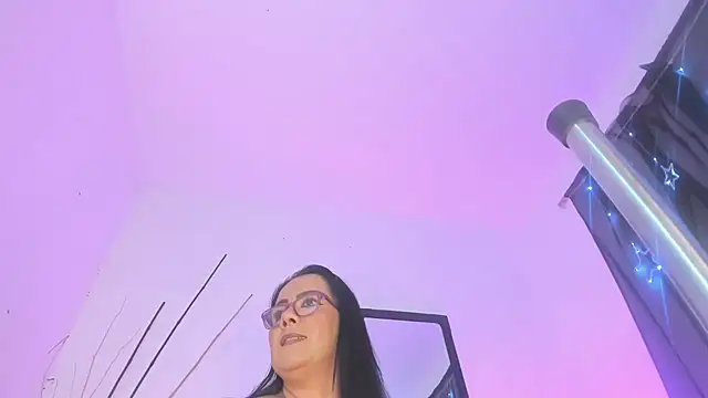 AlicePipper Live XXX Chat