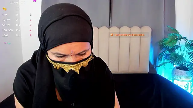 Latifa_ali Adlı Modelin Canlı XXX Sohbeti