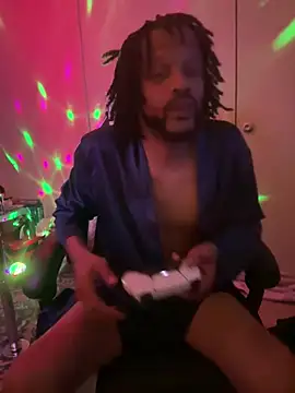 magic_man1085 Adlı Modelin Canlı XXX Sohbeti