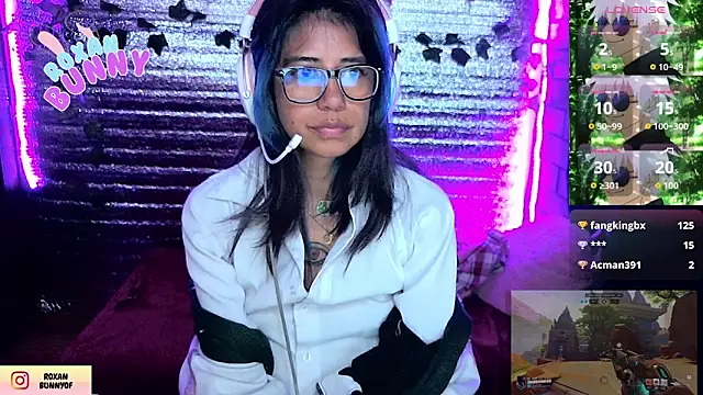 Roxanbunny1 Adlı Modelin Canlı XXX Sohbeti