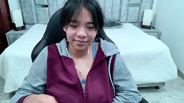 Chat XXX Live laureentt_