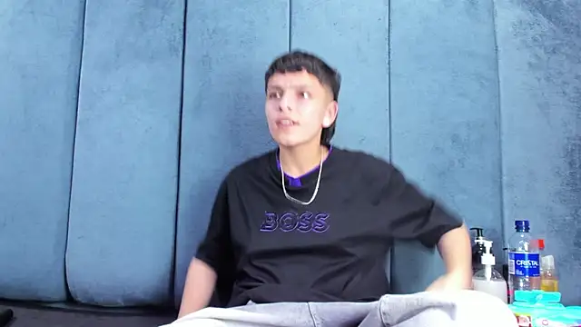 Chatroom XXX en direct de Megan_Thompson_