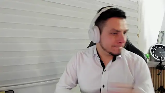 Онлайн чат XXX Rick_Adams