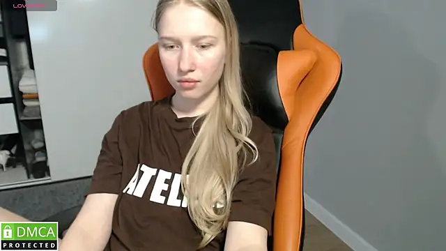 crystalyssn Live XXX chat