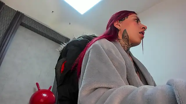 selene_red_ Live XXX Chat