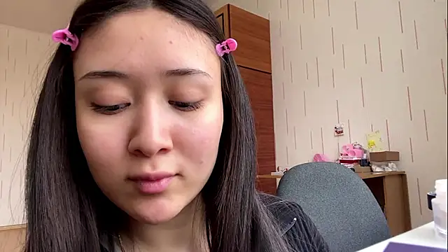 Онлайн чат XXX YourMiIa