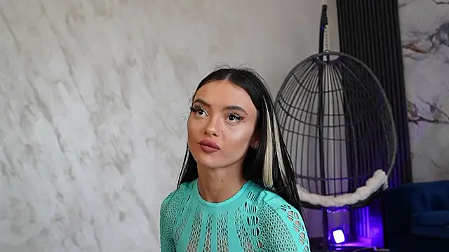 RachelRaveeのライブXXXチャット