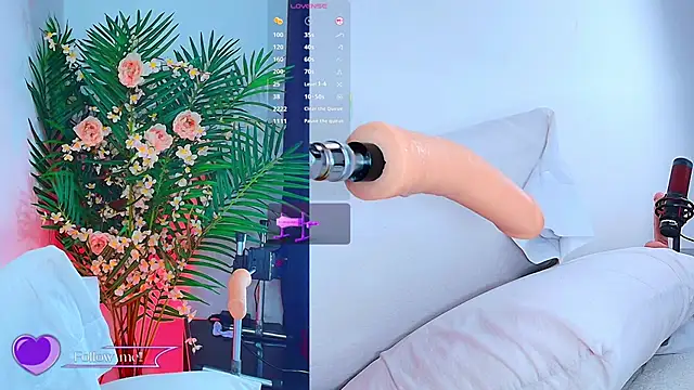 Kinky__Karo: онлайн-секс-чат