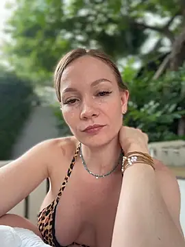 LavenderHotn Live XXX chat