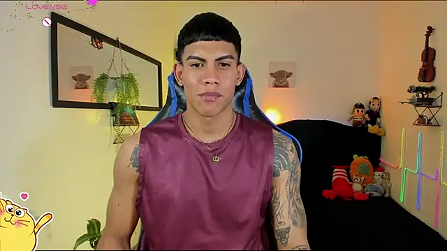 Damian_latinxxx 即時 XXX 聊天