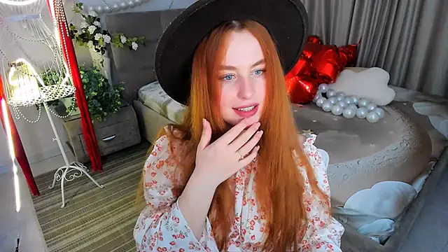 AirySilhouette Adlı Modelin Canlı XXX Sohbeti