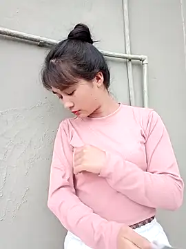 Him_MountainGirl 在線直播表演