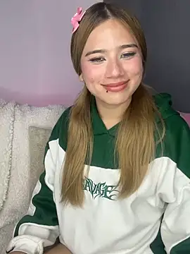 Chat +18 de DollfaceInk ao vivo